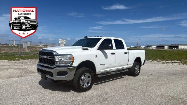 2022 Ram 3500 Tradesman 4WD photo
