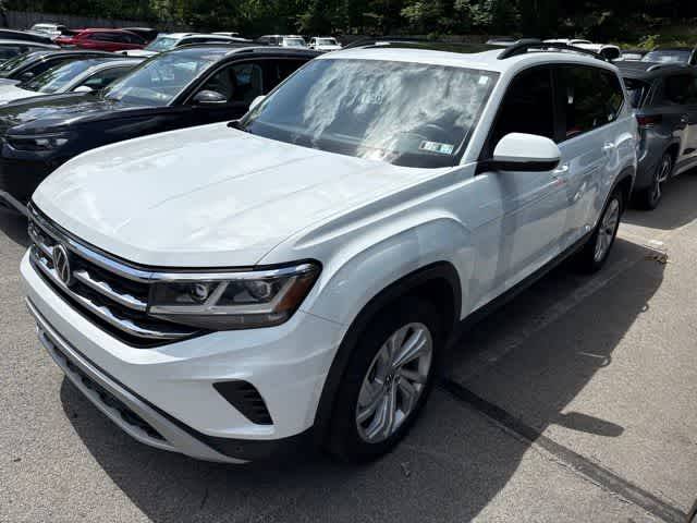 2022 Volkswagen Atlas 3.6L V6 SE w/Technology AWD photo