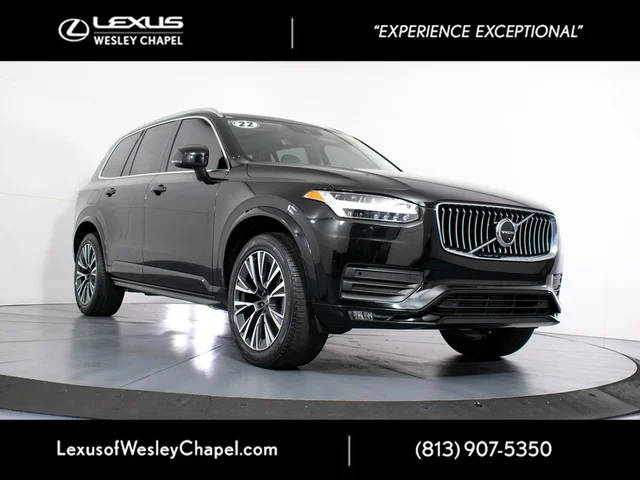 2022 Volvo XC90 Momentum FWD photo