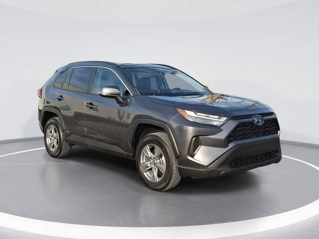 2022 Toyota RAV4 Hybrid XLE AWD photo