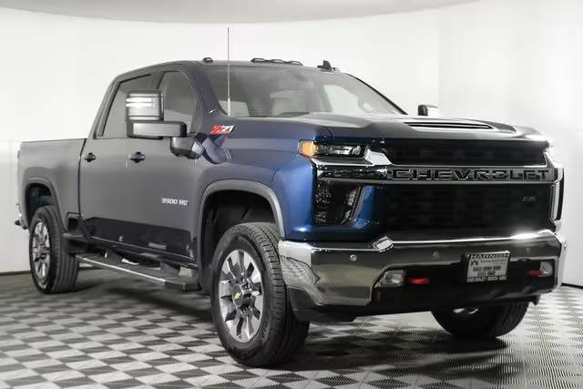 2022 Chevrolet Silverado 3500HD LT 4WD photo