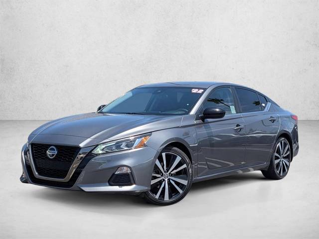 2022 Nissan Altima 2.5 SR FWD photo