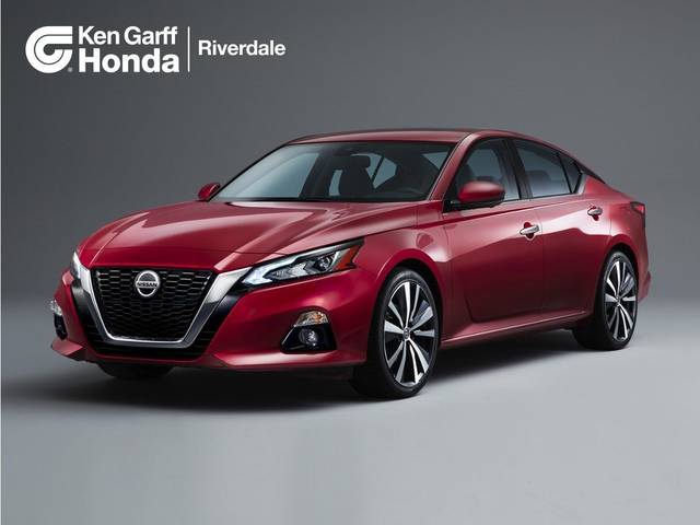 2022 Nissan Altima 2.5 SR FWD photo