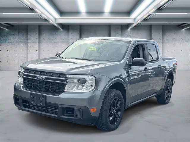 2022 Ford Maverick XLT AWD photo