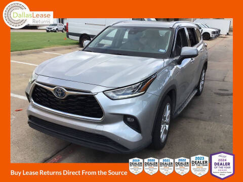 2022 Toyota Highlander Hybrid Limited FWD photo
