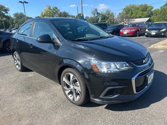 2020 Chevrolet Sonic Premier FWD photo