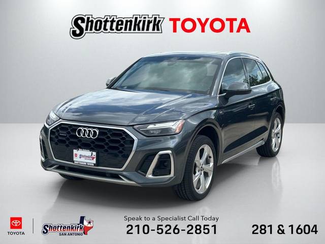 2022 Audi Q5 S line Premium Plus AWD photo