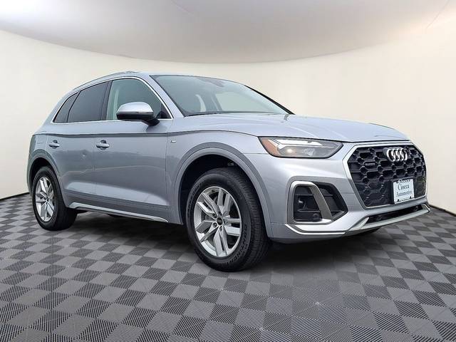 2022 Audi Q5 S line Premium AWD photo