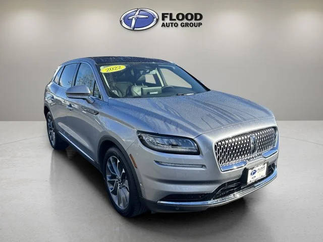 2022 Lincoln Nautilus Reserve AWD photo