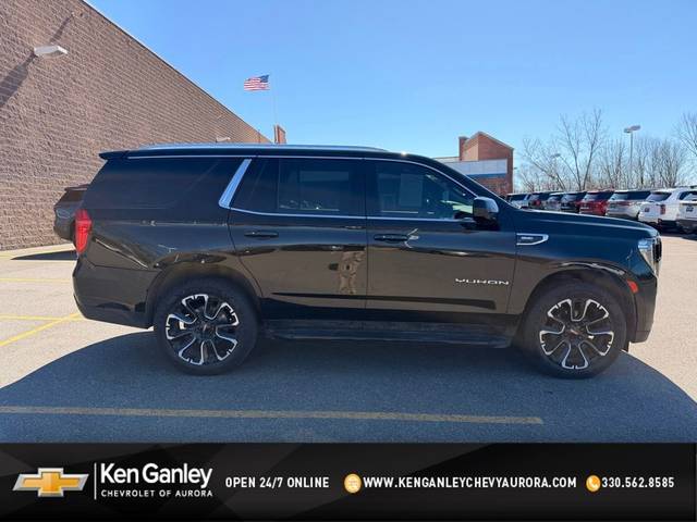 2022 GMC Yukon SLE 4WD photo