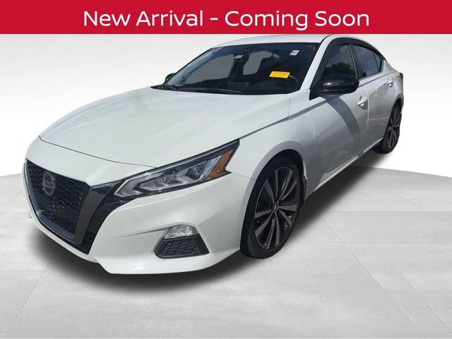 2022 Nissan Altima 2.5 SR FWD photo