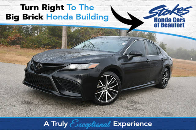 2022 Toyota Camry SE FWD photo