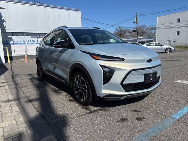 2022 Chevrolet Bolt EUV Premier FWD photo