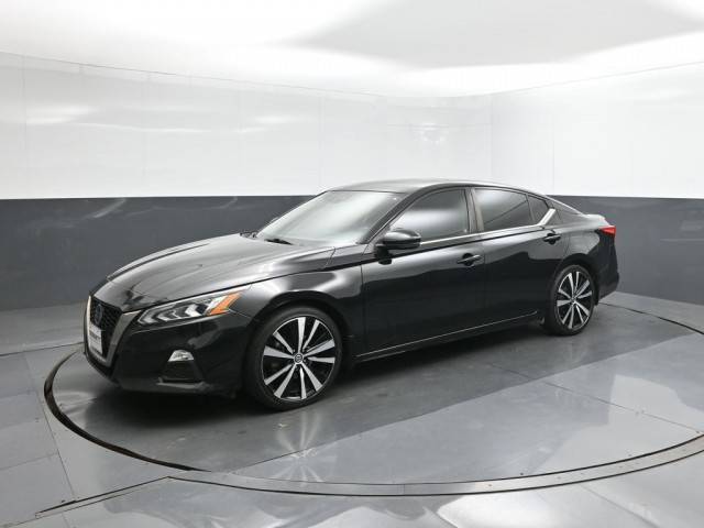 2022 Nissan Altima 2.0 SR FWD photo