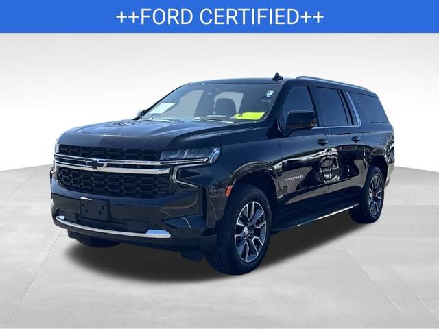 2022 Chevrolet Suburban LS 4WD photo