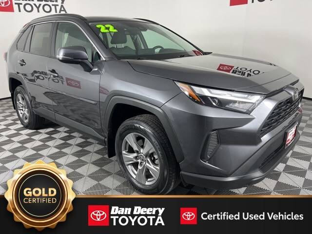 2022 Toyota RAV4 XLE AWD photo