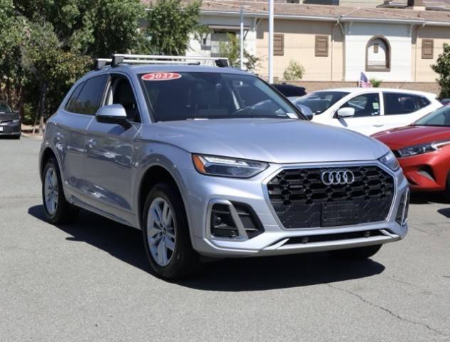 2022 Audi Q5 S line Premium AWD photo