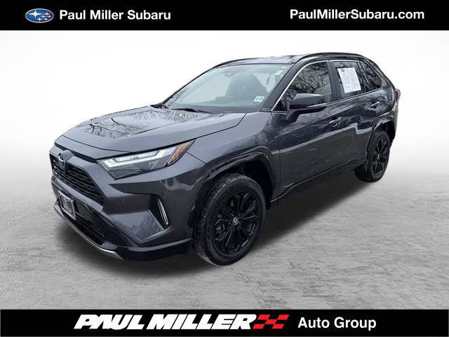 2022 Toyota RAV4 Hybrid XSE AWD photo