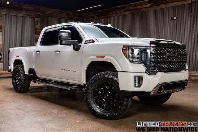2022 GMC Sierra 2500HD Denali 4WD photo