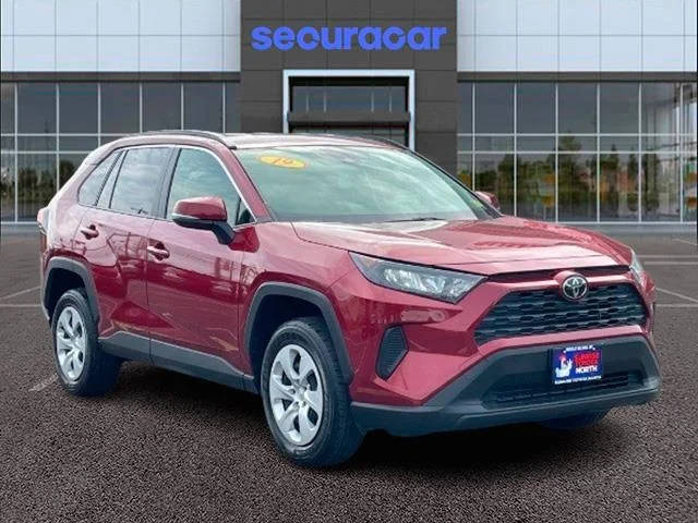 2019 Toyota RAV4 LE AWD photo