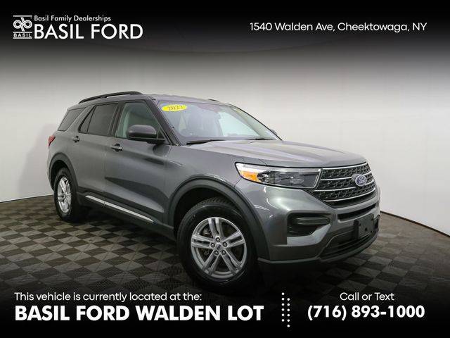 2022 Ford Explorer XLT 4WD photo