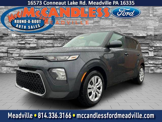 2022 Kia Soul LX FWD photo