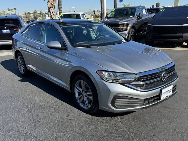 2022 Volkswagen Jetta SE FWD photo