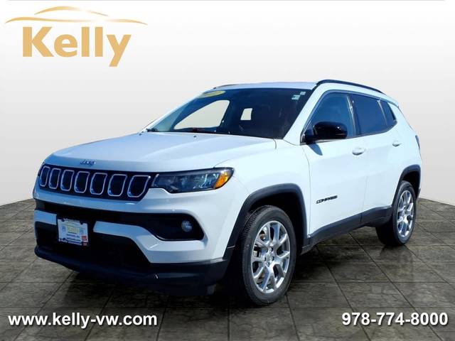 2022 Jeep Compass Latitude Lux 4WD photo