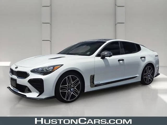 2022 Kia Stinger GT2 RWD photo