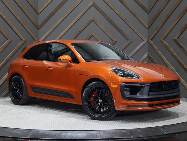 2022 Porsche Macan GTS AWD photo