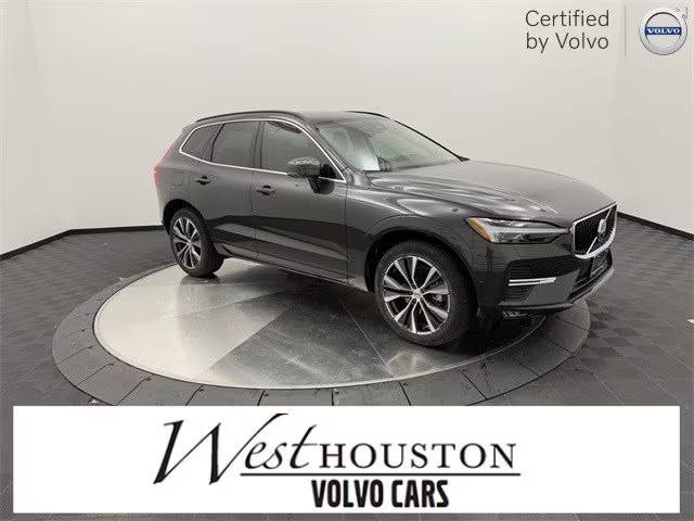 2022 Volvo XC60 Momentum FWD photo