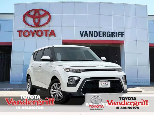 2022 Kia Soul LX FWD photo