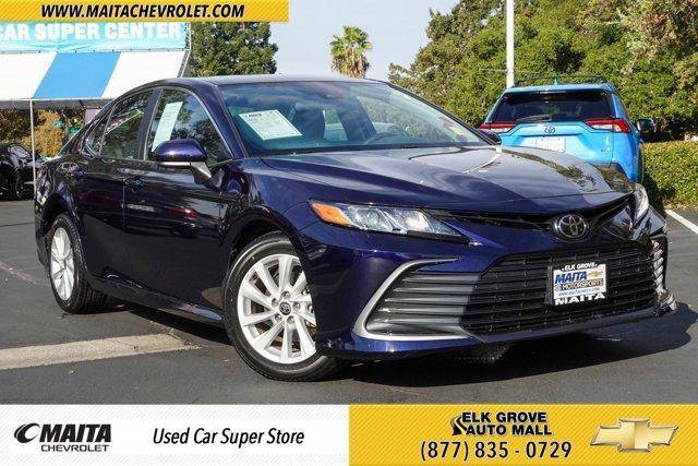 2022 Toyota Camry LE FWD photo