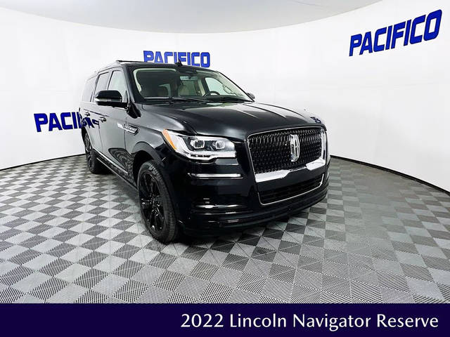 2022 Lincoln Navigator Reserve 4WD photo