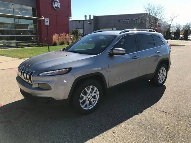 2015 Jeep Cherokee Latitude FWD photo