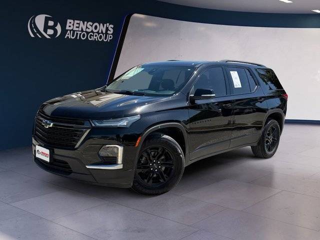 2022 Chevrolet Traverse LT Leather FWD photo