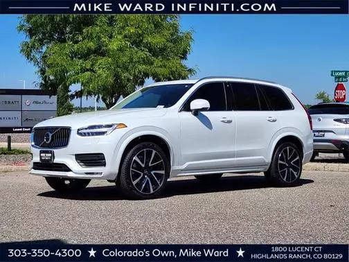 2022 Volvo XC90 Momentum AWD photo