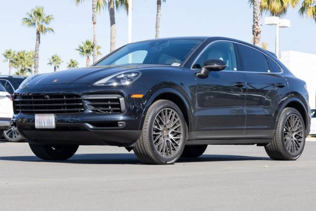 2022 Porsche Cayenne Coupe S AWD photo