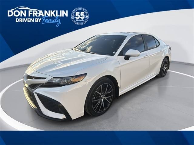 2022 Toyota Camry SE FWD photo