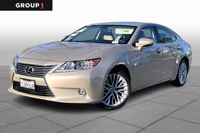 2015 Lexus ES FWD photo