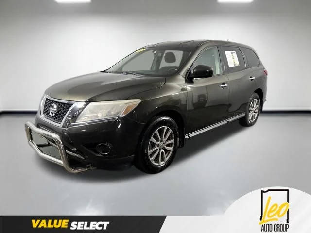 2015 Nissan Pathfinder S 4WD photo
