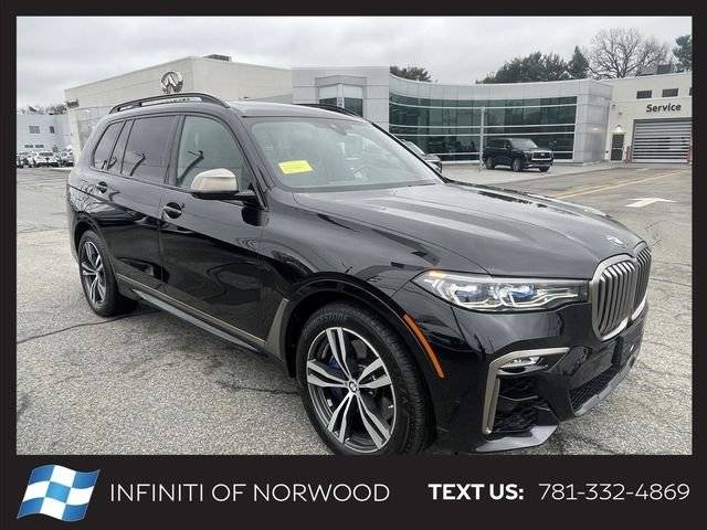 2022 BMW X7 M50i AWD photo