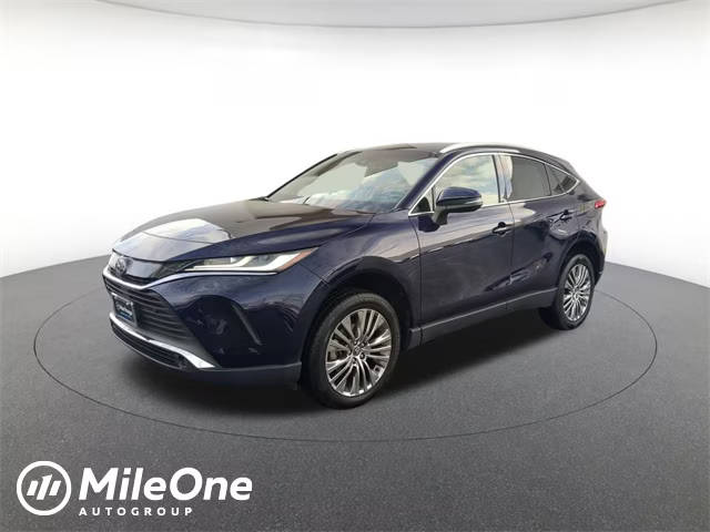 2022 Toyota Venza XLE AWD photo