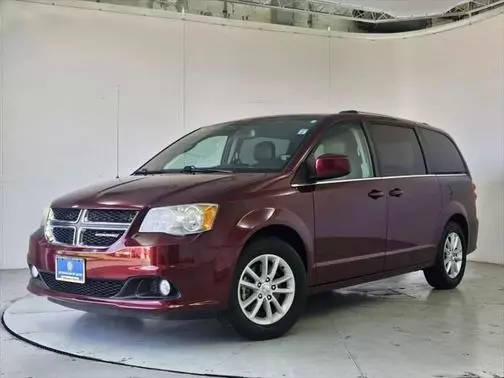 2020 Dodge Grand Caravan SXT FWD photo