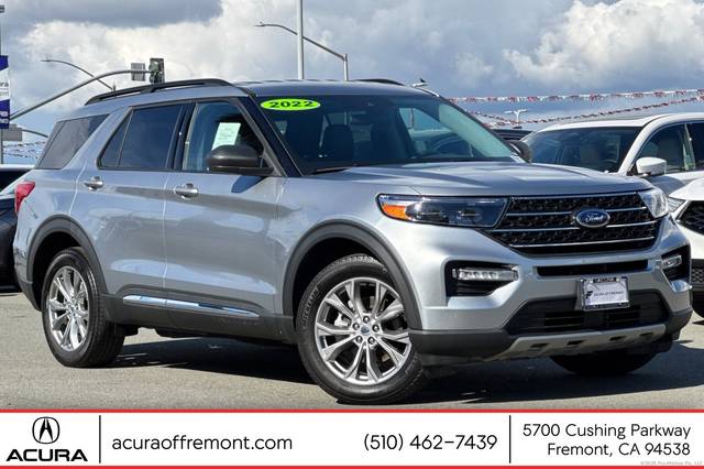 2022 Ford Explorer XLT 4WD photo