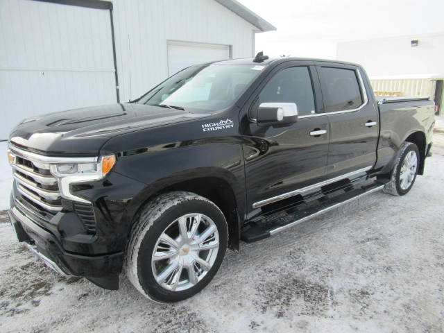 2022 Chevrolet Silverado 1500 High Country 4WD photo