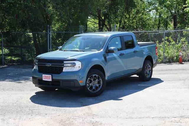 2022 Ford Maverick XLT FWD photo