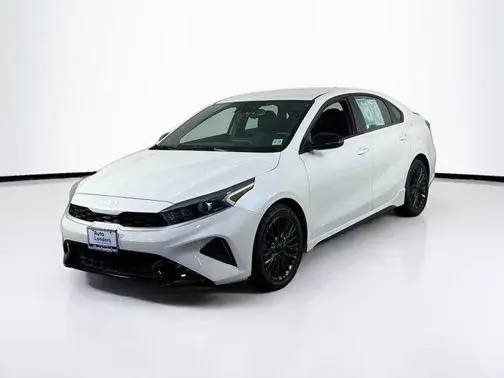 2022 Kia Forte GT-Line FWD photo
