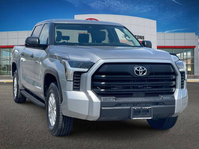 2022 Toyota Tundra SR5 4WD photo