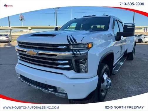 2022 Chevrolet Silverado 3500HD High Country 4WD photo